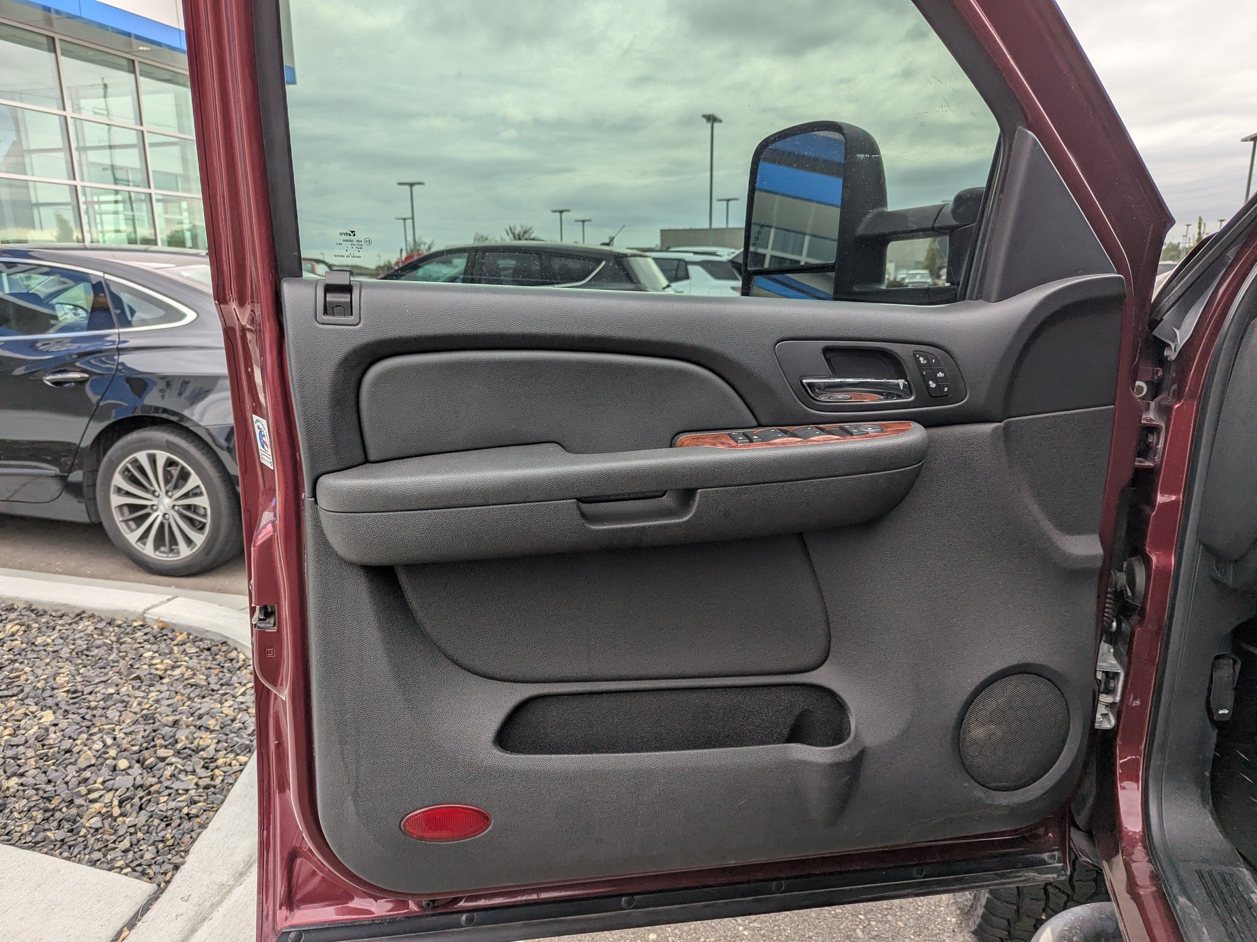 Used 2008 Chevrolet Silverado 2500 LTZ AWD/4WD image 10