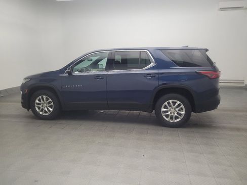 Used 2023 Chevrolet Traverse LS w/ Safety Package FWD image 3