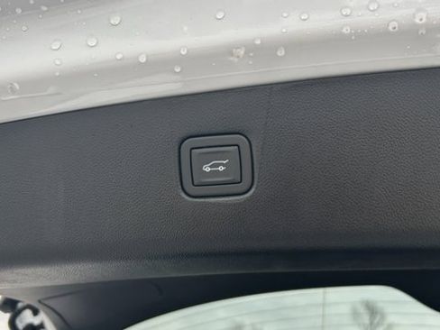 New 2025 Chevrolet Blazer LT w/ Midnight/Sport Edition image 38