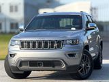 Used 2018 Jeep Grand Cherokee Limited image 2