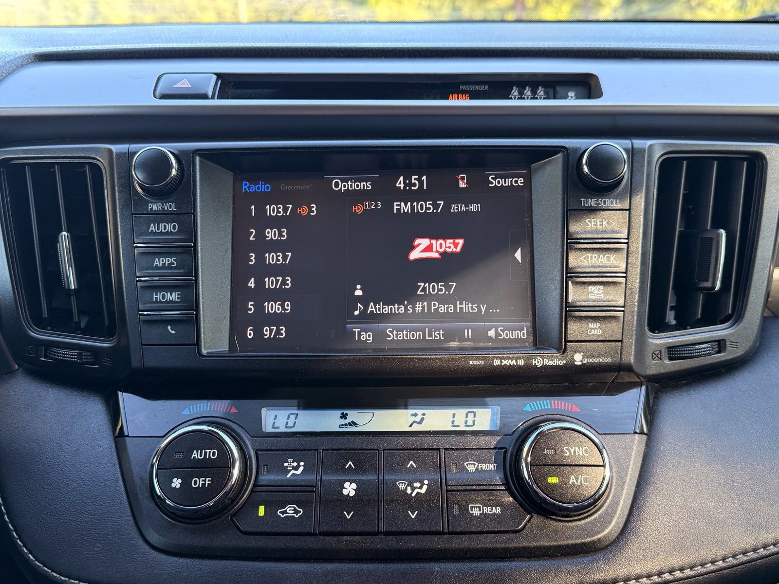 Used 2017 Toyota RAV4 XLE FWD image 29