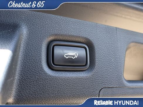 Certified 2023 Hyundai Santa Fe Limited FWD image 18