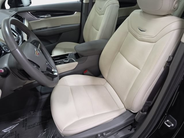 Certified 2024 Cadillac XT6 Premium Luxury w/ LPO, Floor Liner Package AWD/4WD image 13