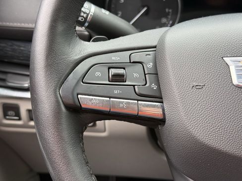 Used 2020 Cadillac XT4 Premium Luxury w/ Technology Package image 28