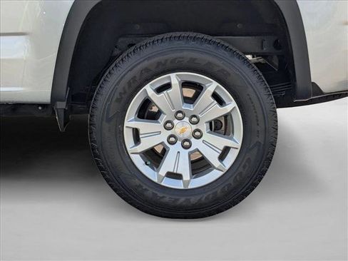 Used 2020 Chevrolet Colorado LT image 8