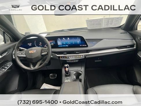 Certified 2024 Cadillac XT4 Sport w/ Cold Weather Package AWD/4WD image 10