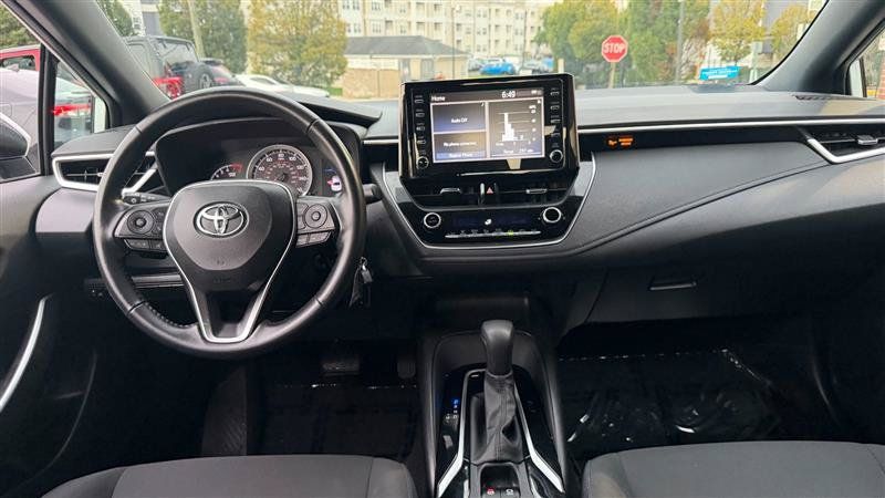 Used 2020 Toyota Corolla SE FWD image 16