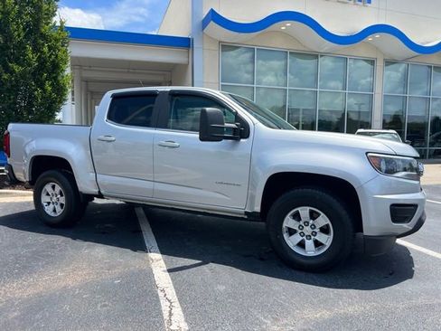 Used 2020 Chevrolet Colorado W/T w/ WT Convenience Package RWD image 4