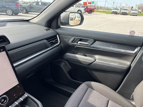 Used 2026 GMC Terrain Elevation FWD image 21