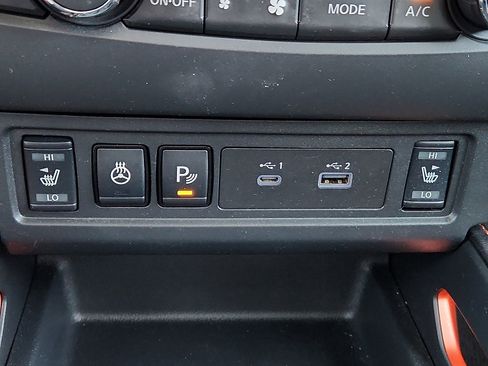 Used 2023 Nissan Frontier Pro-X w/ Pro Convenience Package image 22