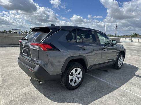 Used 2025 Toyota RAV4 LE image 37
