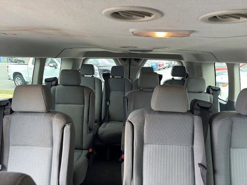 Used 2017 Ford Transit 350 XLT RWD image 12