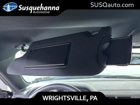 Used 2014 Dodge Challenger R/T image 29