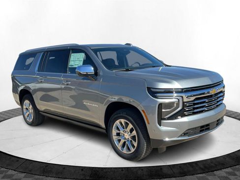 New 2026 Chevrolet Suburban Premier image 8