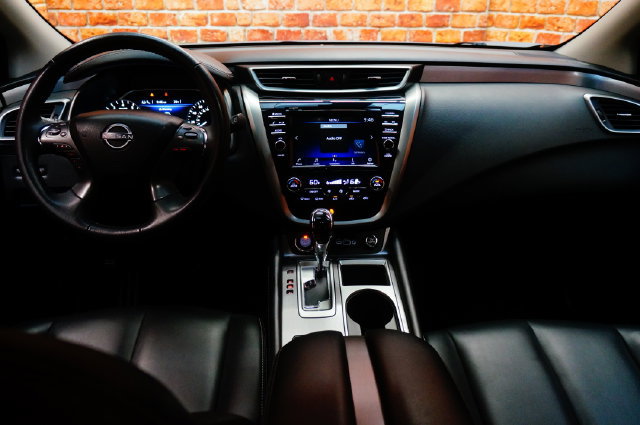 Certified 2024 Nissan Murano SV w/ SV Midnight Edition Package AWD/4WD image 10