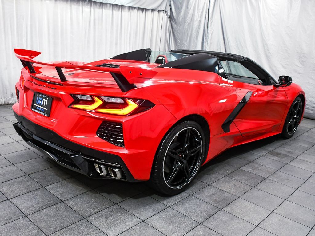 Used 2024 Chevrolet Corvette Stingray Preferred Conv w/ 2LT RWD image 7