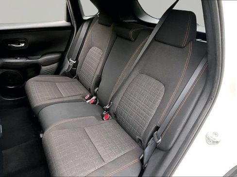 Used 2023 Honda HR-V Sport image 18