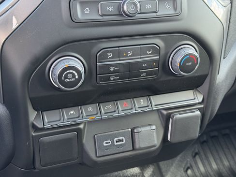 New 2026 Chevrolet Silverado 1500 W/T w/ WT Value Package image 21