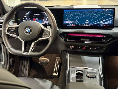 Certified 2025 BMW 330i Sedan RWD image 15