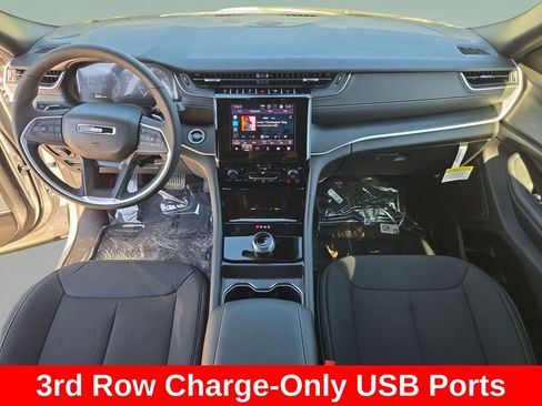 New 2025 Jeep Grand Cherokee L Laredo w/ Luxury Tech Group I RWD image 19