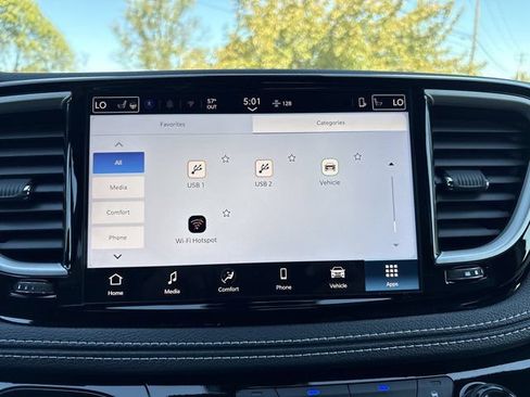 Used 2026 Chrysler Pacifica Select AWD/4WD image 30