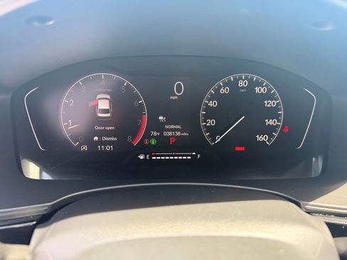 Used 2025 Honda Civic Sport image 30