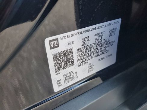 Used 2025 GMC Terrain Elevation AWD/4WD image 28