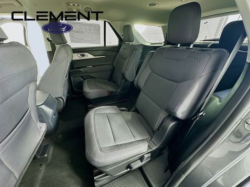 New 2026 Ford Explorer Active image 28