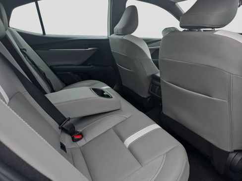 Used 2026 Toyota Camry SE FWD image 11