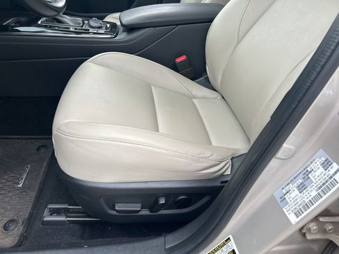 Used 2022 MAZDA CX-30 AWD 2.5 S w/ Preferred Package image 11