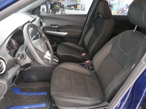 Used 2020 Nissan Kicks SV FWD image 14