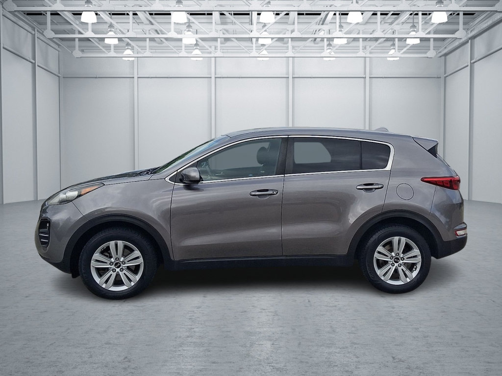 Used 2018 Kia Sportage LX AWD/4WD image 2