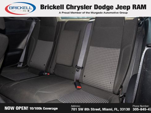 Used 2022 Dodge Challenger SXT image 13