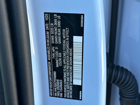 New 2026 Volvo XC40 B5 Plus w/ Protection Package Premier image 23