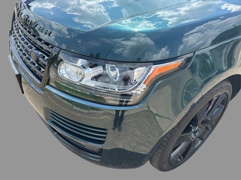 Used 2017 Land Rover Range Rover Supercharged AWD/4WD image 40