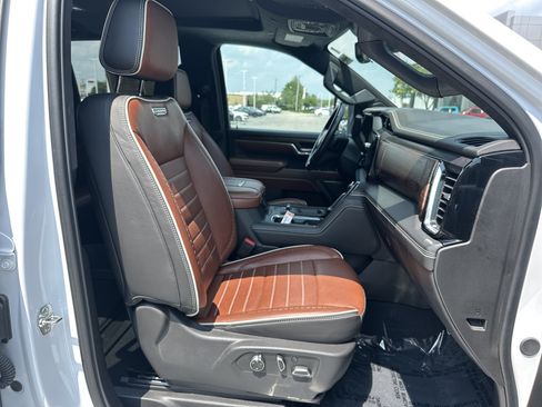 Used 2025 GMC Sierra 2500 Denali Ultimate AWD/4WD image 33