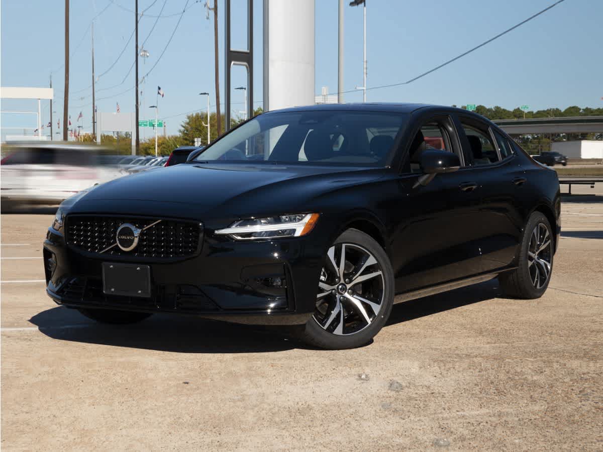 Used 2024 Volvo S60 B5 Plus FWD image 1