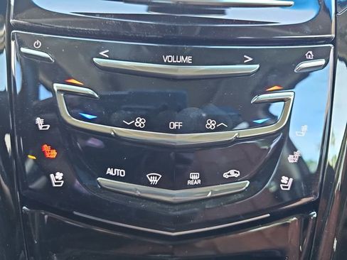 Used 2016 Cadillac Escalade ESV Luxury image 25