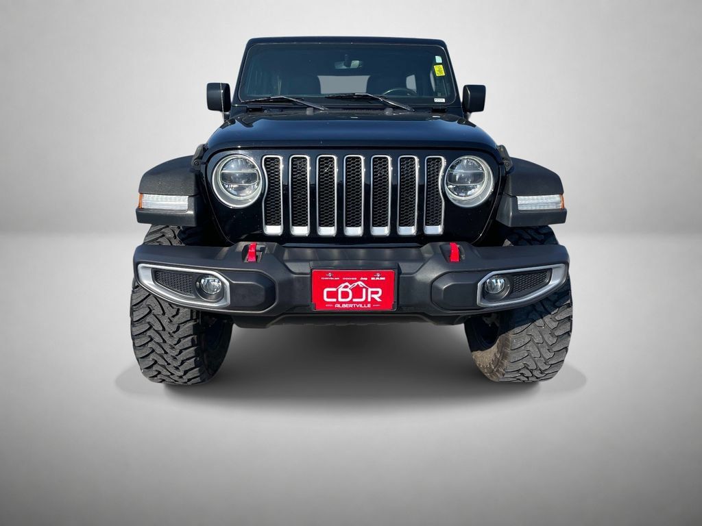 Used 2018 Jeep Wrangler Unlimited Sahara AWD/4WD image 8