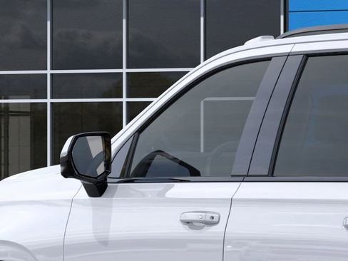 New 2026 Chevrolet Suburban RST w/ RST Capability Package AWD/4WD image 14