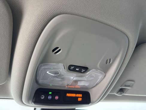 Used 2022 Buick Encore GX Select image 25