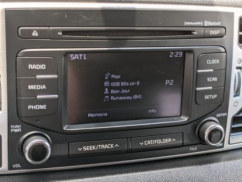 Used 2017 Kia Sportage LX image 14