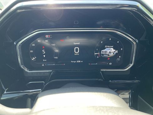 New 2026 GMC Sierra 1500 Elevation w/ Elevation Premium Package AWD/4WD image 11