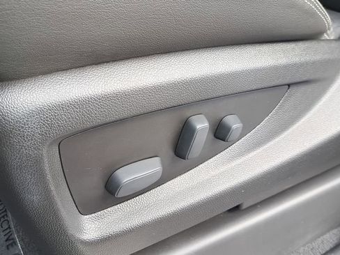 Used 2019 GMC Yukon Denali w/ Denali Ultimate Package image 19