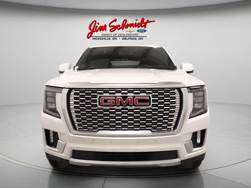 Used 2022 GMC Yukon Denali w/ Max Trailering Package AWD/4WD image 3