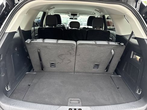 Used 2025 Ford Explorer Active AWD/4WD image 20