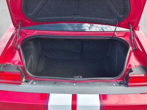 Used 2013 Dodge Challenger R/T RWD image 6