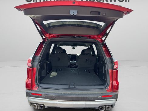 New 2026 GMC Acadia Elevation w/ Elevation Premium Package AWD/4WD image 8