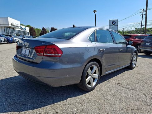 Used 2015 Volkswagen Passat 1.8T Limited Edition FWD image 6