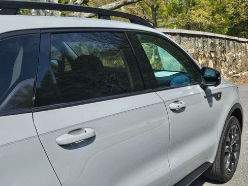 Used 2023 Kia Sorento SX Prestige AWD/4WD image 20